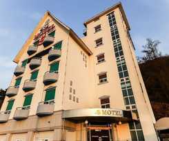 Hotel Cheongju Chojeongyaksu S