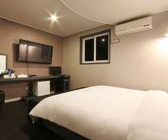 Hotel Busan Goejeong Rosso