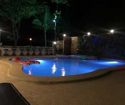 Hotel Out Back