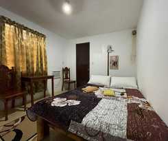 Hostel OYO 796 Southpoint And Restobar