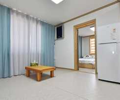 Pensión Goseong Hayanpado Pension