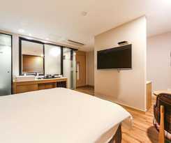 Hotel Gimhae Jangyu AM 
