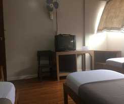 Hotel CrisFil's Lodge