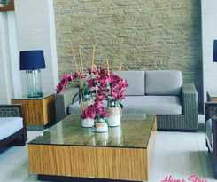 Hotel Homestay At Wind Residences
