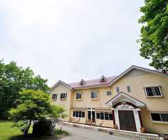 Pensión Pension Tam