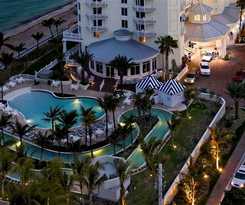 Hotel Pelican Grand Beach Resort