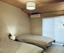 Hanazonominami Apartment 102