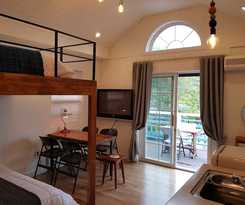 Pensión Adellna Pension