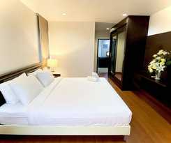 14 Place Sukhumvit Suites - Sha Plus