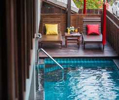 Hotel NightBazaar Inn