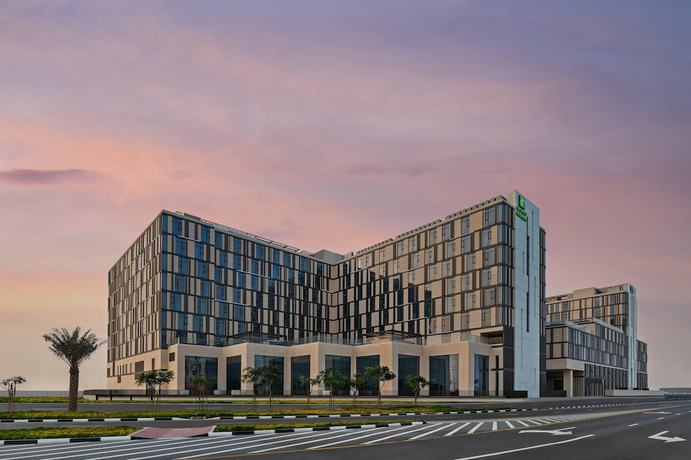 Staybridge Suites Dubai Al-maktoum Airport, An Ihg Hotel