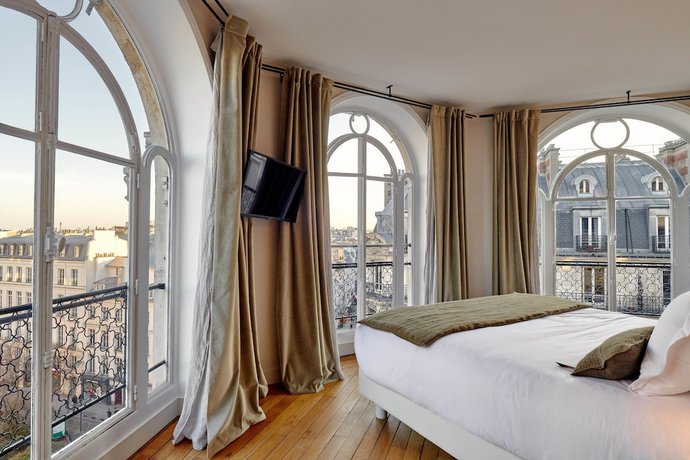 Tinah Paris Reaumur Montorgueil