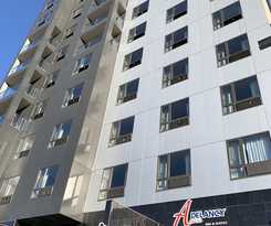 Astoria Delancy Inn and Suites