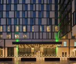 Holiday Inn Dubai Al-Maktoum Airport, an IHG Hotel