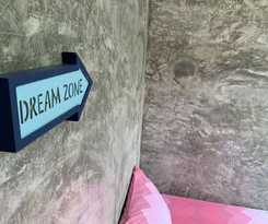 Hotel Beachbox Kohchang