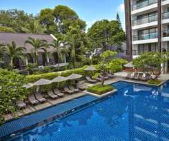 Hotel Woodlands Suites Serviced Residences