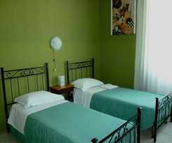 Hotel Giamaica For Girls and Ladies Only