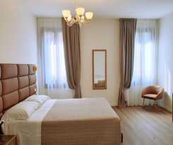 Palazzo Orseolo - Gondola View