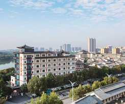 Ramada Encore by Wyndham Linqu Downtown