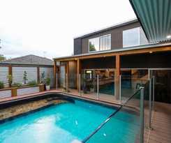 Hotel Heathcote Inn
