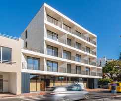 Monumental Plaza by Petit Hotels