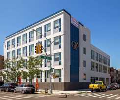 Glō Best Western Brooklyn Nyc
