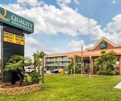 Quality Inn and Suites Tarpon Springs South