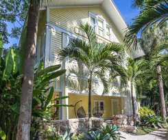 Hotel Miami River Inn By Renzzi