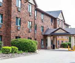 Quality Inn and Suites Ankeny - Des Moines
