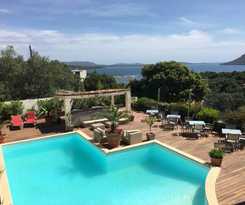 Résidence Hôtelière En Aparté