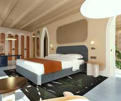 The Standard, Bangkok Mahanakhon