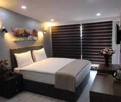 Monezza Hotel
