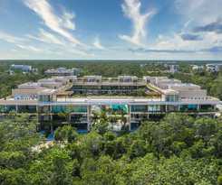 Hotel Mistiq Luxury Condo