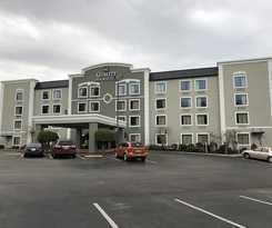 Hotel Quality Inn and Suites