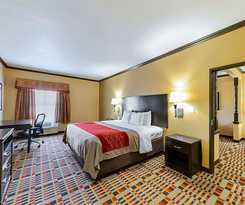 Hotel Quality Inn and Suites