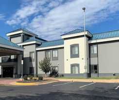 Hotel Quality Inn and Suites