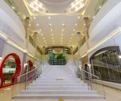 Hotel Titanic Royal-Families and Couples only 