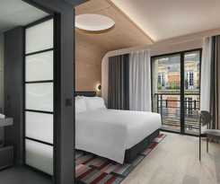 Hotel Canopy by Hilton Paris Eiffel Tower