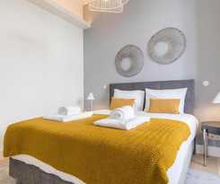 Ando Living Townhouse - Santa Justa 79