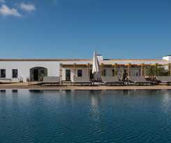 Hotel Rural Craveiral Farmhouse by Belong