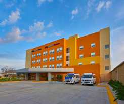 Apartahotel City Express Suites Cabo San Lucas