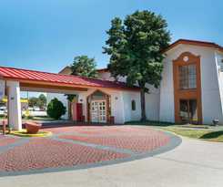 Hotel Howard Johnson by Wyndham Atlanta College Park