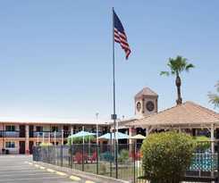 Howard Johnson By Wyndham Yuma