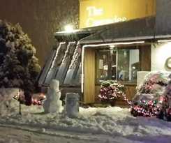 Hotel Cascades Lodge