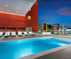 Courtyard By Marriott Santa Monica