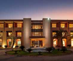 Hotel Zephyr Club Resort and Spa