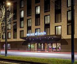 me and all düsseldorf-oberkassel