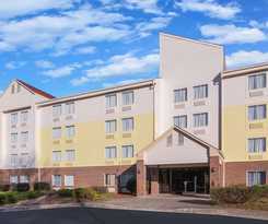 Days Inn By Wyndham Macon I-75 North