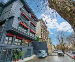 216 Bosphorus Suite