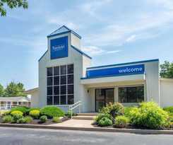 Hotel Travelodge by Wyndham Essington / Philadelphia Airport